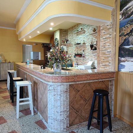 Habitaciones Pension Lubina Bueu Bagian luar foto