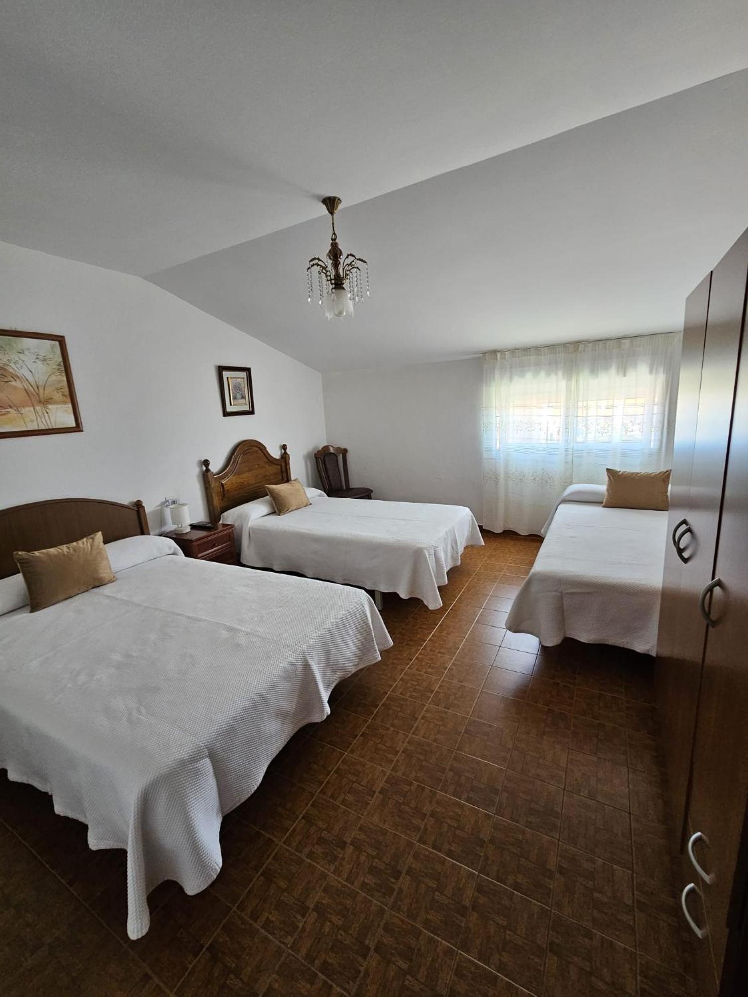Habitaciones Pension Lubina Bueu Bagian luar foto