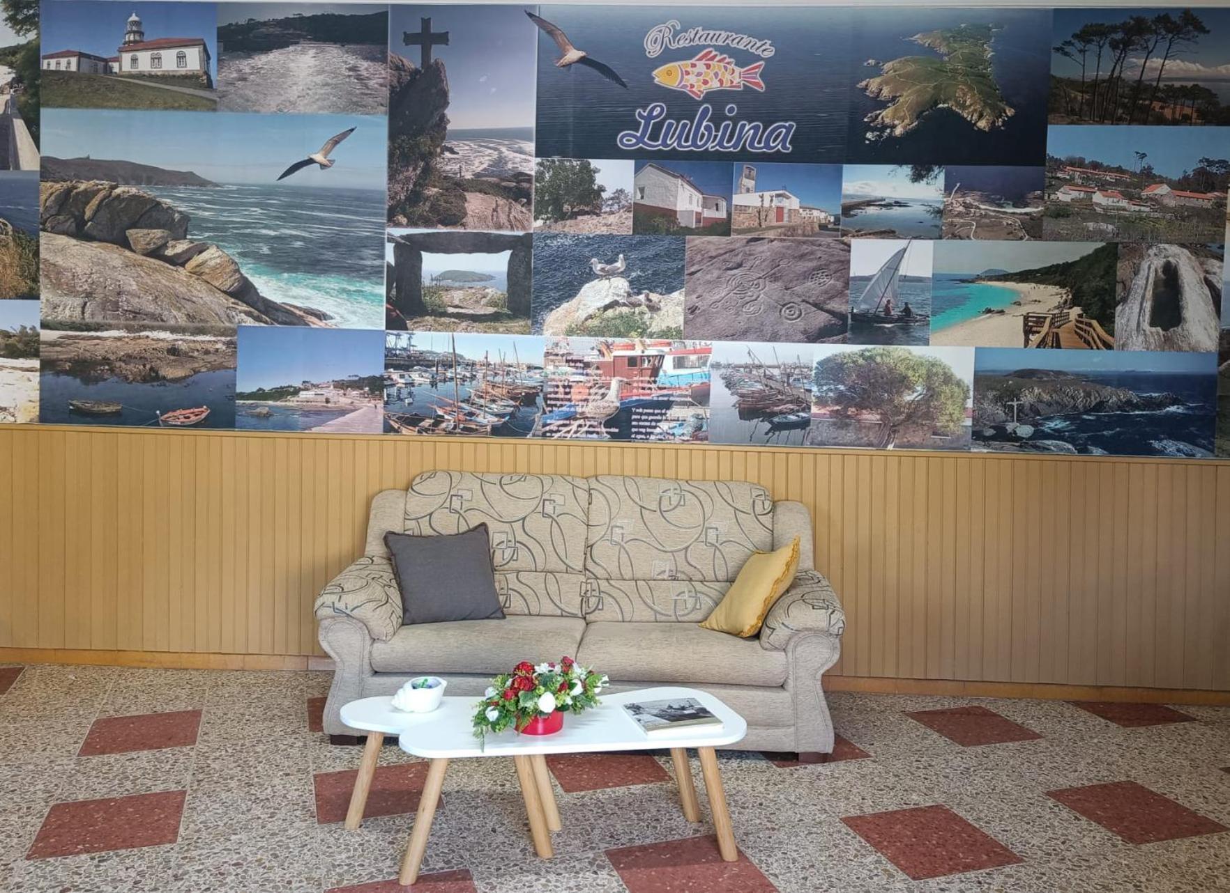 Habitaciones Pension Lubina Bueu Bagian luar foto